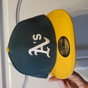 New Era 59FIFTY Oakland Athletics 6-7/8 On-Field Baseball Cap